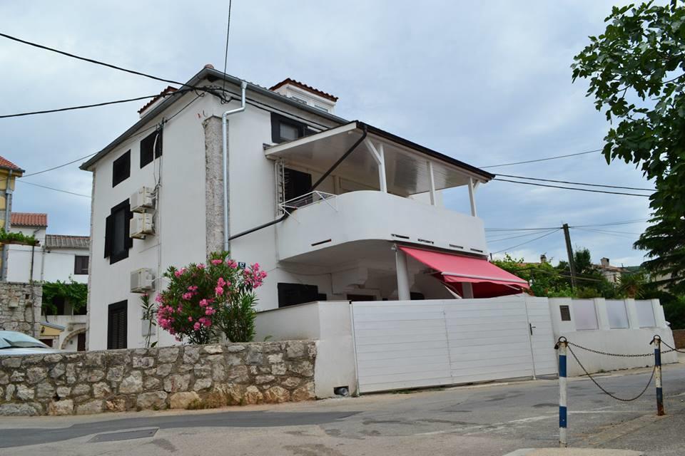 Vila Zlata Apartment Пунат Екстериор снимка