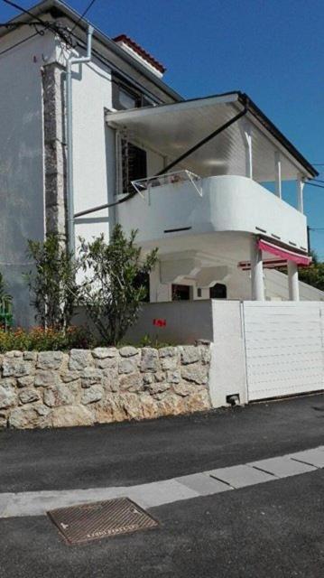 Vila Zlata Apartment Пунат Екстериор снимка