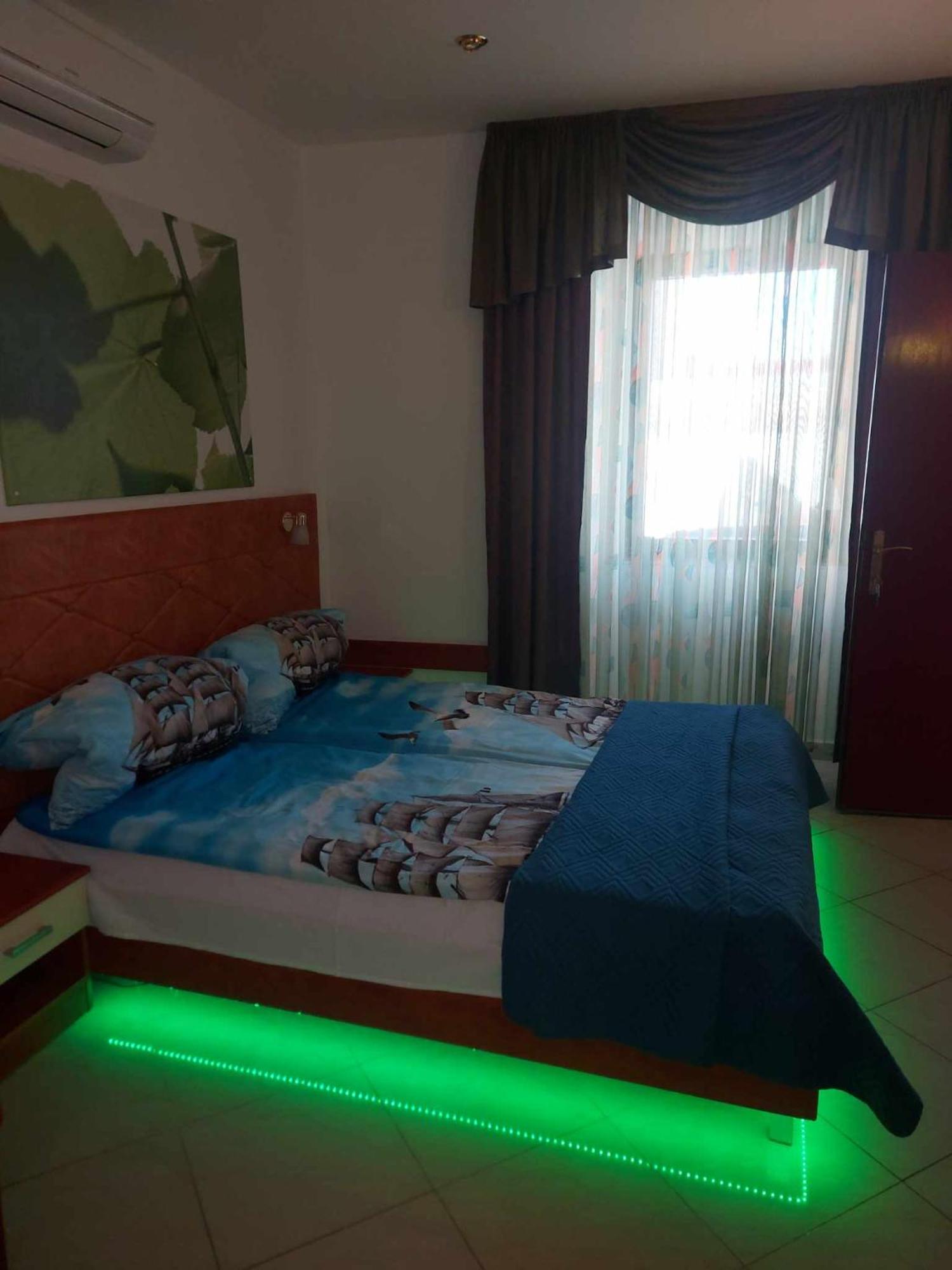 Vila Zlata Apartment Пунат Екстериор снимка