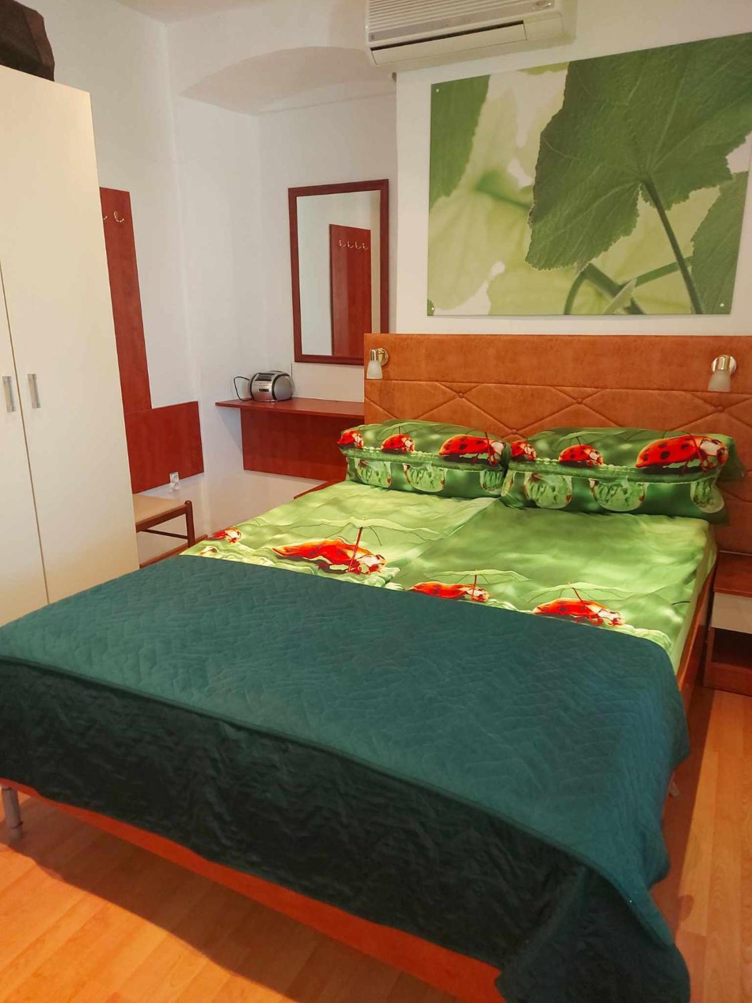 Vila Zlata Apartment Пунат Екстериор снимка