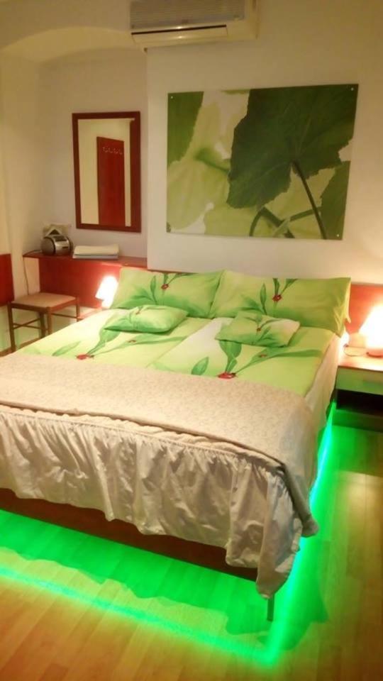 Vila Zlata Apartment Пунат Екстериор снимка